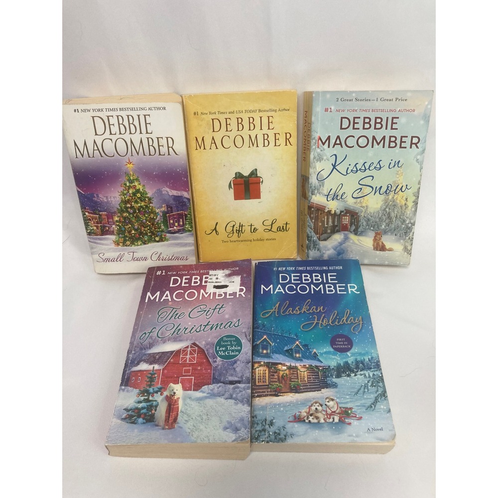 Debbie Macomber Christmas Romance Paperback Lot of 5 Holiday 9 Stories